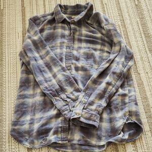American Eagle Outfitters Blue and White Casual Shirt